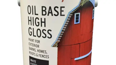 Exterior Oil Based Paint White Knight® Strokes